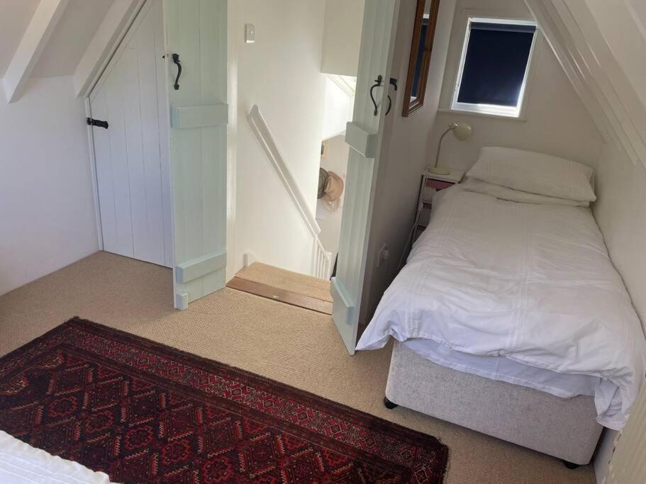 Acacia Cottage ハルステッド エクステリア 写真